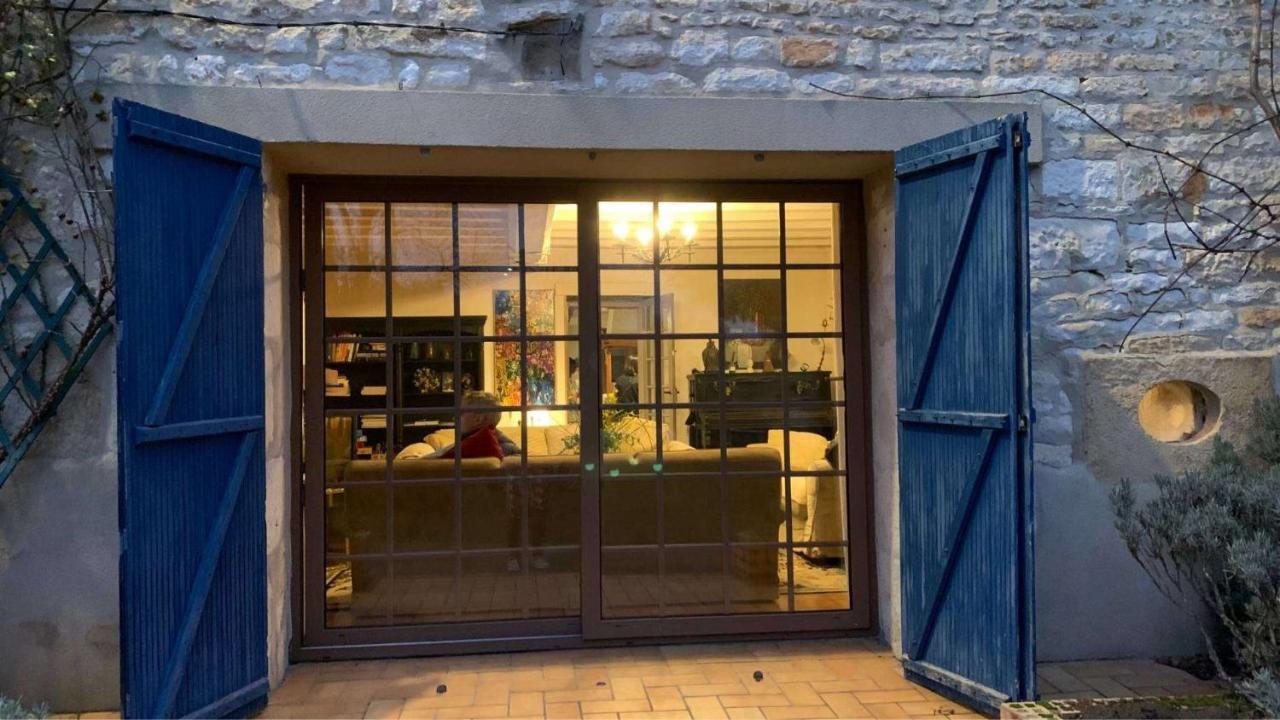 Varzy La Maison Bleue מראה חיצוני תמונה