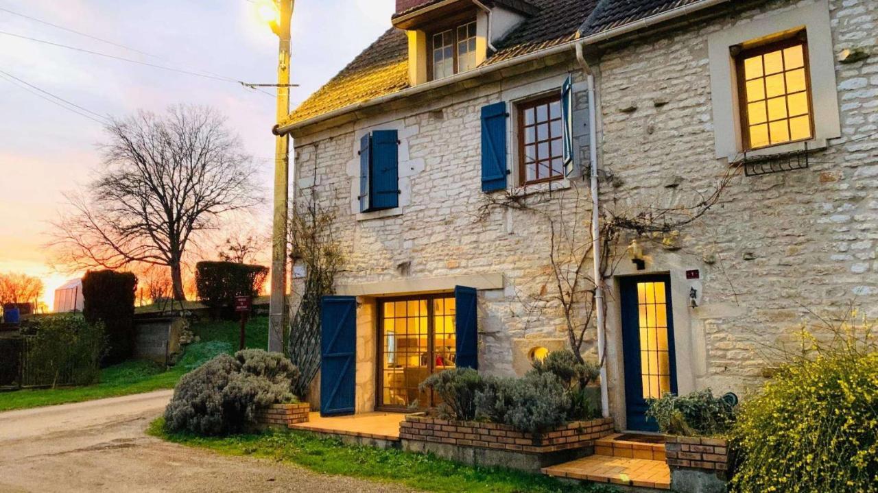 Varzy La Maison Bleue מראה חיצוני תמונה